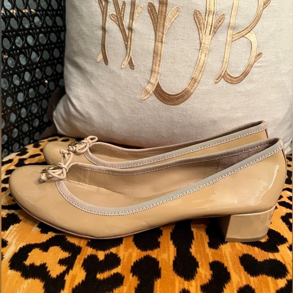 TORY BURCH Chelsea Charm Patent Leather Pump Block Heel Nude Size 10.5 NEW! - Picture 10 of 16